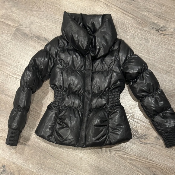 Guess down-filled - Picture 2 of 5